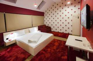 Отель Hotel La Gil Бухарест-1