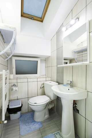 Отель Hotel La Gil Бухарест Люкс-1