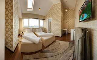 Отель Hotel La Gil Бухарест Двухместный номер с 2 отдельными кроватями-1