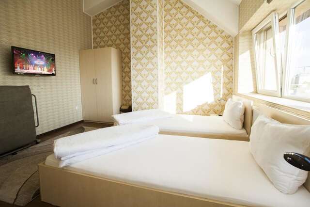 Отель Hotel La Gil Бухарест-13