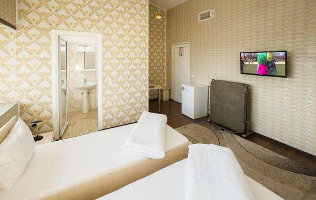 Отель Hotel La Gil Бухарест-22
