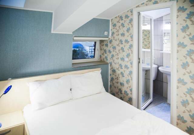 Отель Hotel La Gil Бухарест-28